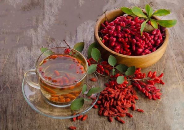 خواص زرشک برای پوست