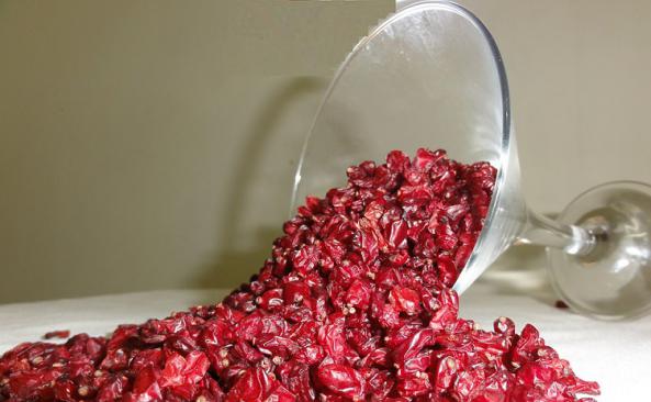 شیوه های خشک کردن زرشک