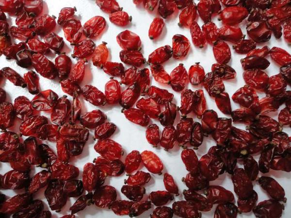 فواید زرشک برای پوست و مو