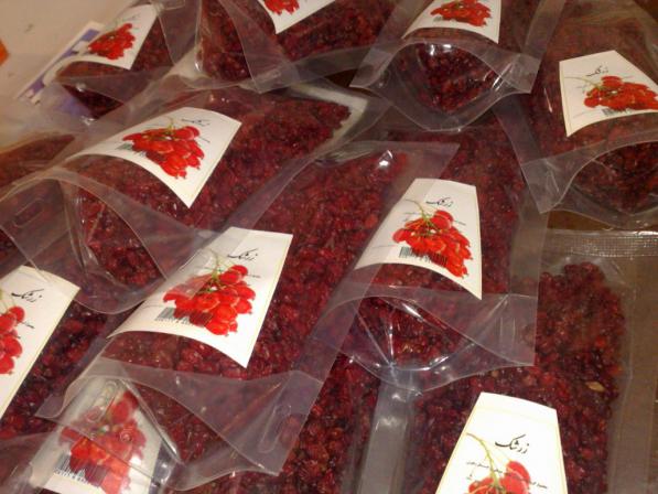 تولید کننده زرشک پفکی بسته بندی قاین